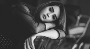 7 Signs Someone Is Constantly Thinking about You